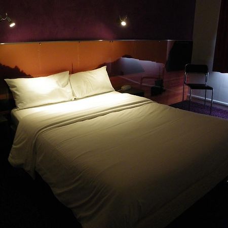 Hotel Logitel Saint-Doulchard Bagian luar foto