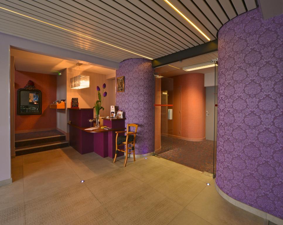 Hotel Logitel Saint-Doulchard Bagian luar foto