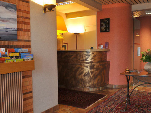 Hotel Logitel Saint-Doulchard Bagian luar foto